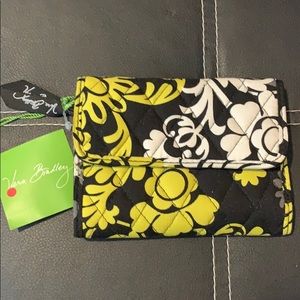 Vera Bradley euro wallet baroque